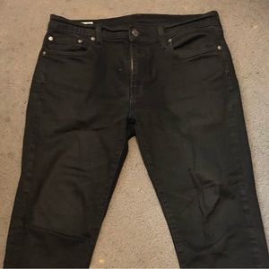 Black Levi’s Jeans
